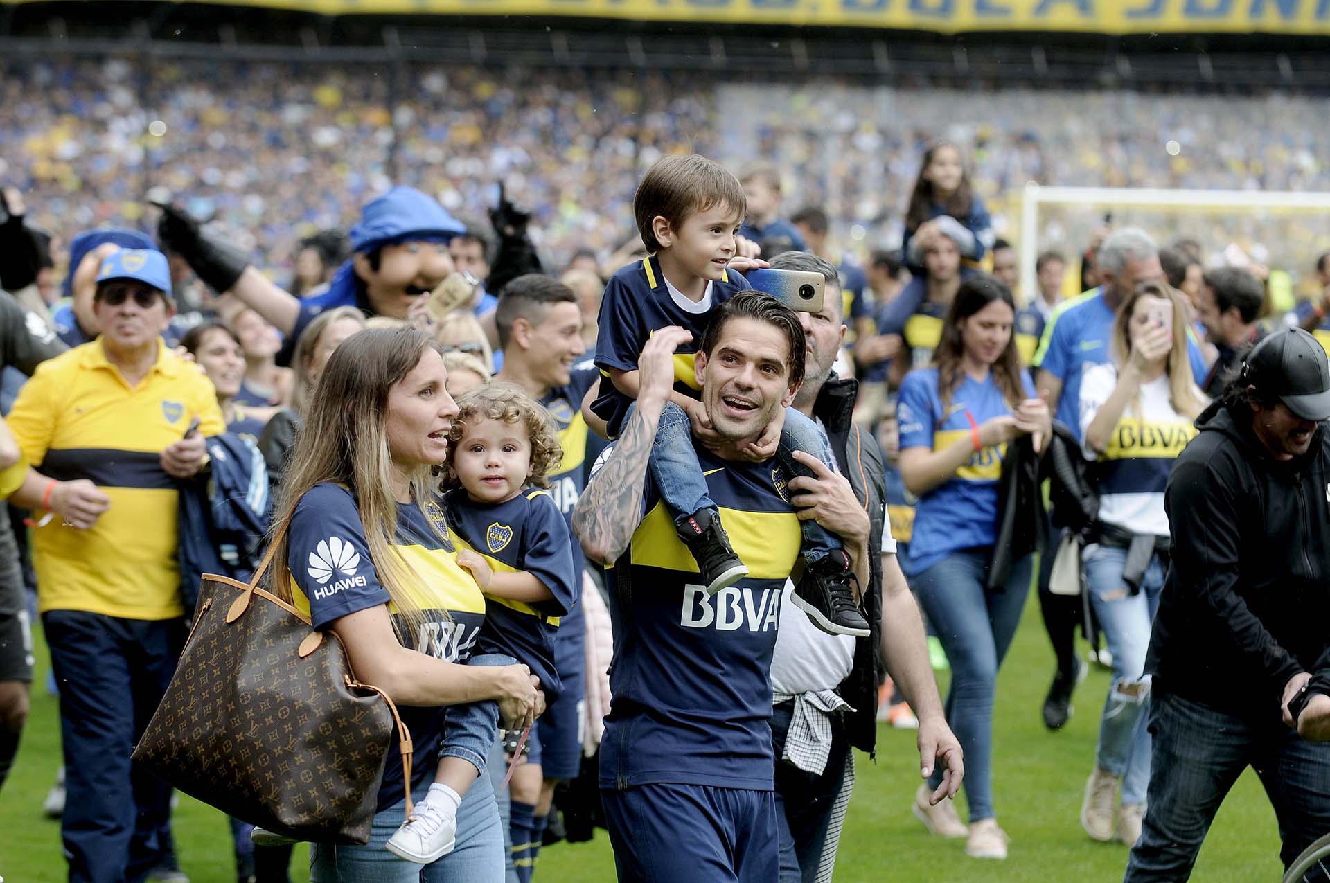 Los jugadores de Boca festejaron el título junto a sus familias. Foto: Infobae.