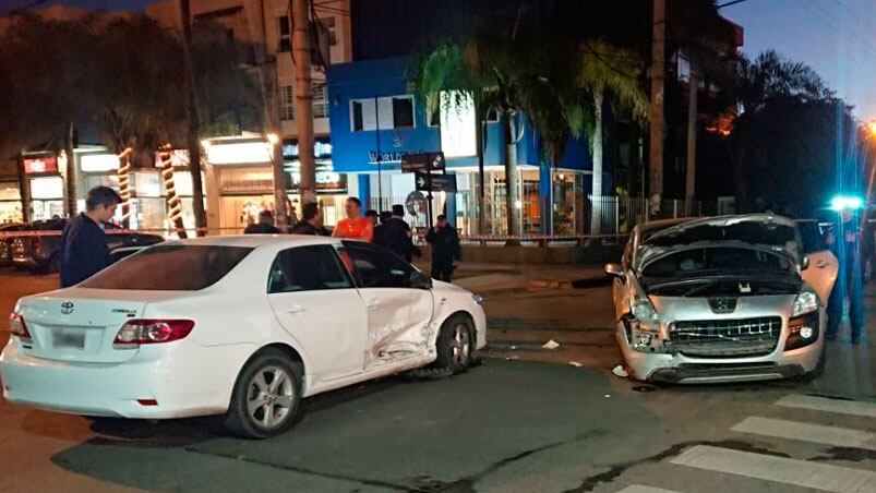 Los ladrones chocaron mientras escapaban de la policía. Foto: Juan Pablo Lavisse / ElDoce.tv