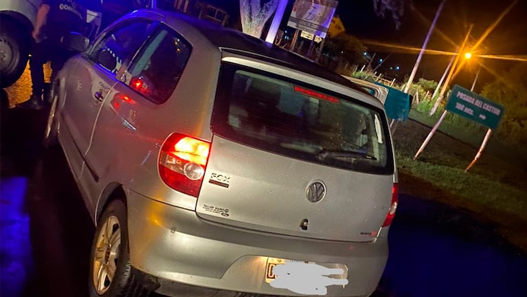 Los ladrones fueron atrapados a bordo de un VW Fox en ruta 5.