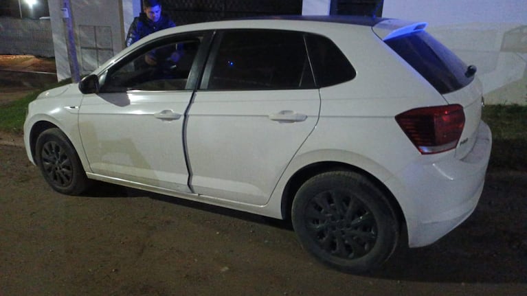 Los ladrones fueron atrapados justo antes de robar una casa.