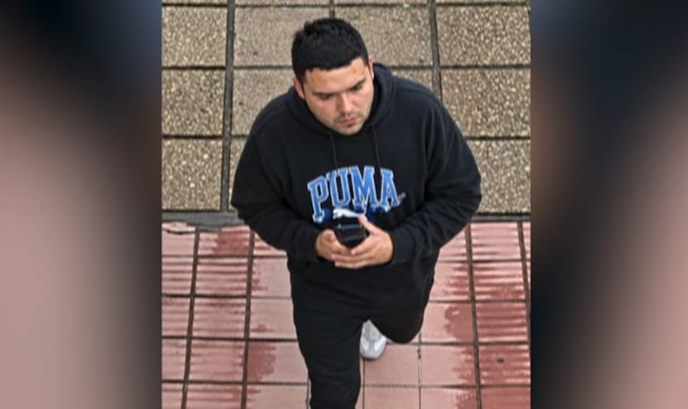 Los ladrones quedaron grabados por una cámara de seguridad.