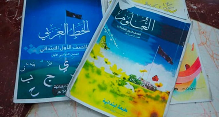 Los libros escalofriantes y macabros del Estado Islámico.