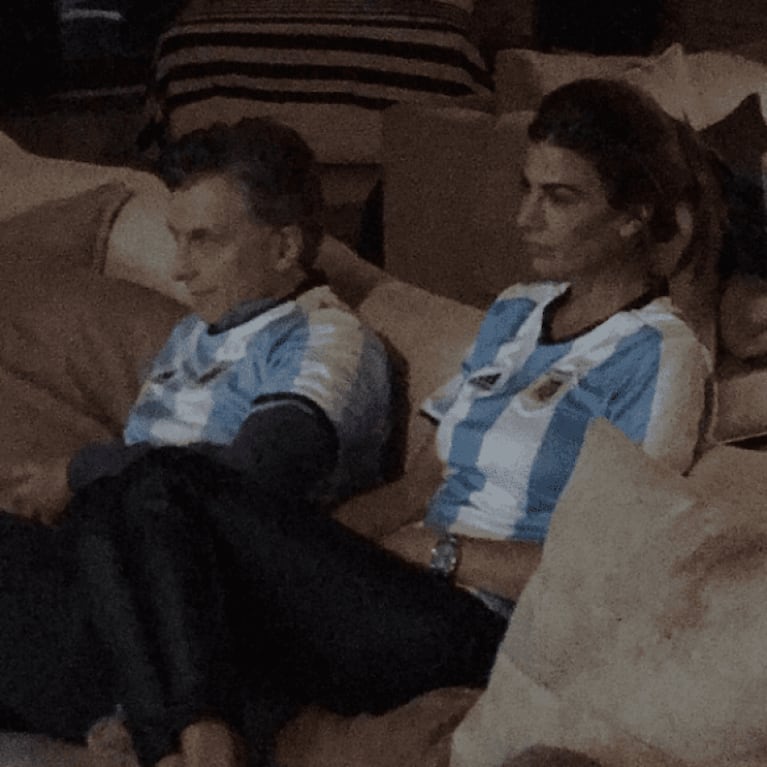 Los Macri, polémicos: las fotos de Antonia descalza a pesar del frío