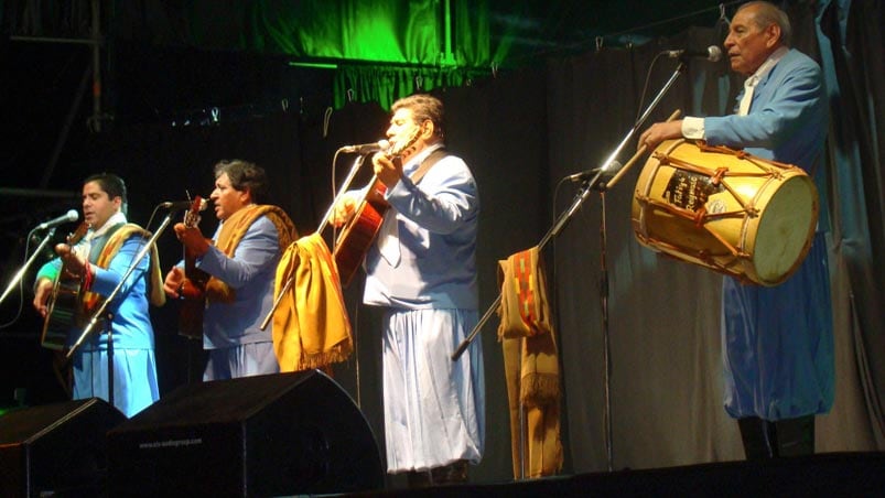 Los Manseros regalaron su sencillez al público cordobés.