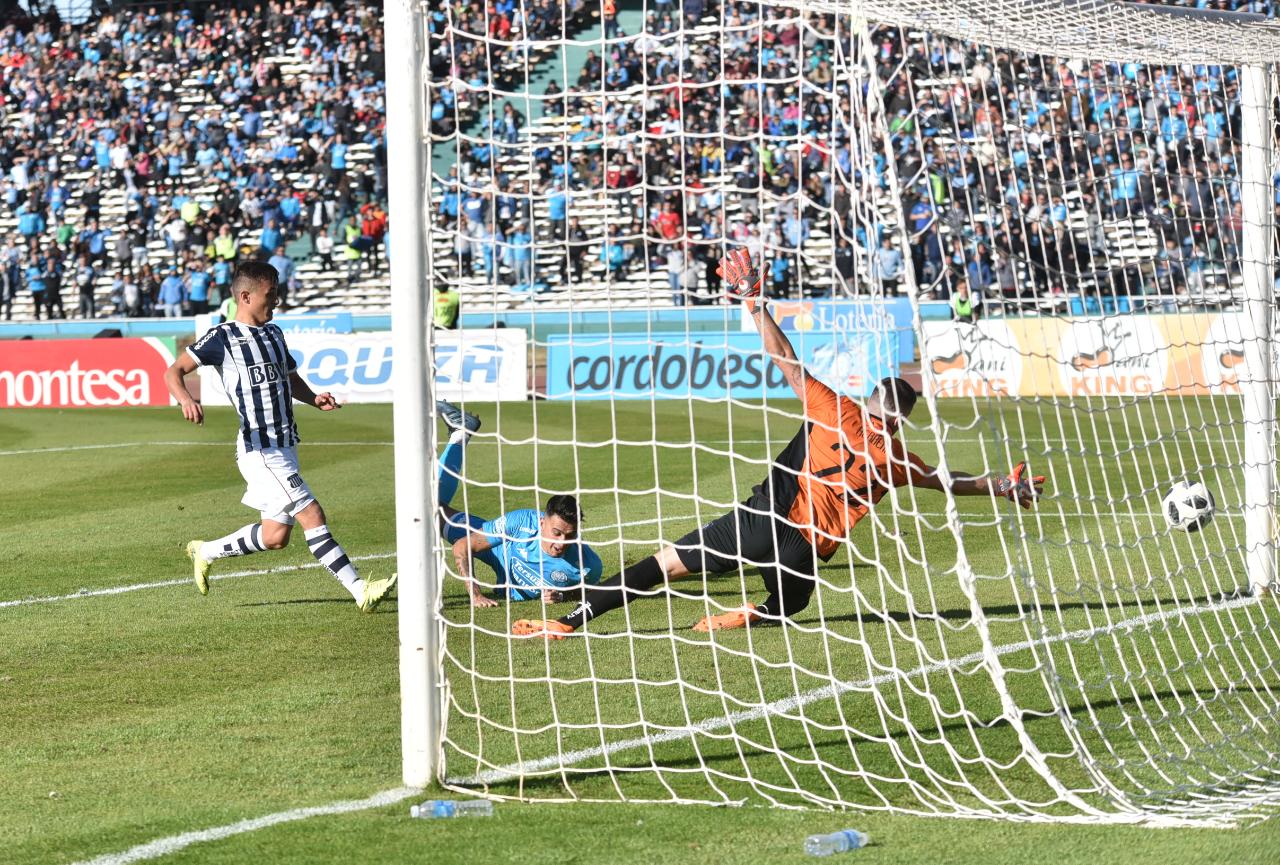 Los máximos rivales de Córdoba se cruzaron antes del inicio de la Superliga. Foto: Lucio Casalla / ElDoce.tv