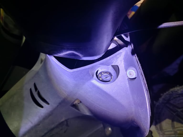 Los menores quedaron detenidos tras dañar las motos.