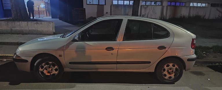 Los menores se robaron el auto y quedaron detenidos.