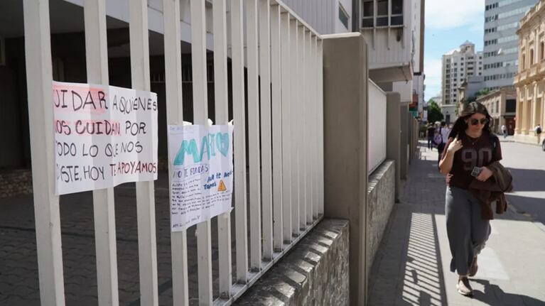 Los mensajes de apoyo al preceptor atacado en una escuela de Río Cuarto.