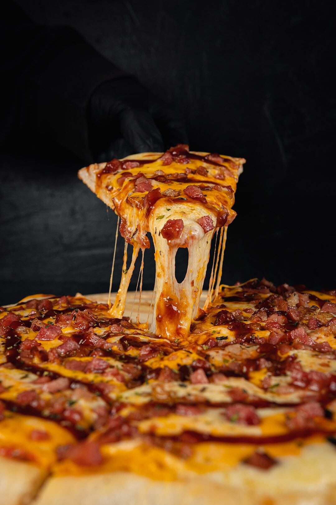 Los miércoles, Tomasso ofrece un 25 por ciento Off en pizzas grandes seleccionadas.