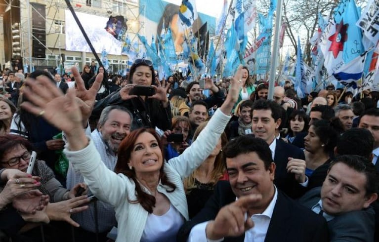 Los militantes despidieron a Cristina en Plaza de Mayo 