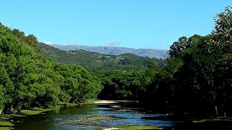 Los Molles, ubicada arriba de Villa Las Rosas en las sierras comechingones, es parte del ejido municipal de la localidad turística.