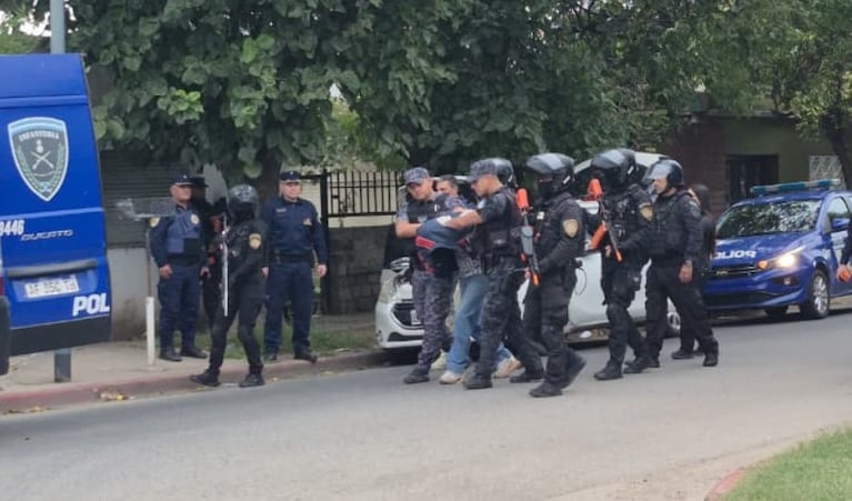 Los naranjitas fueron detenidos en la zona de Ruta 20.