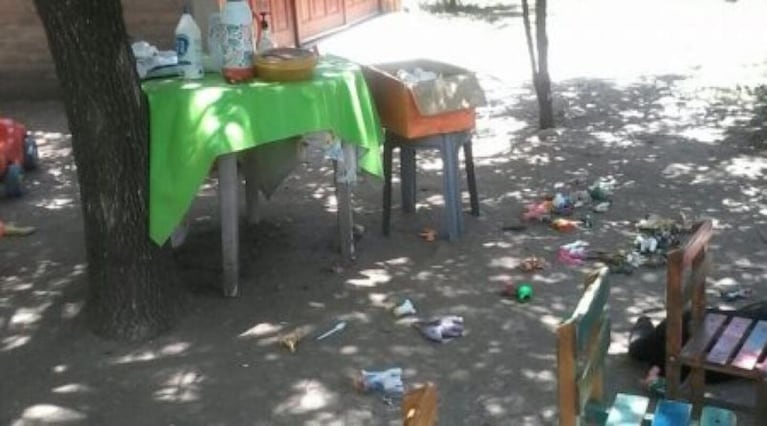 Los nenes quedaron sin supervisión y el bebé murió ahogado.