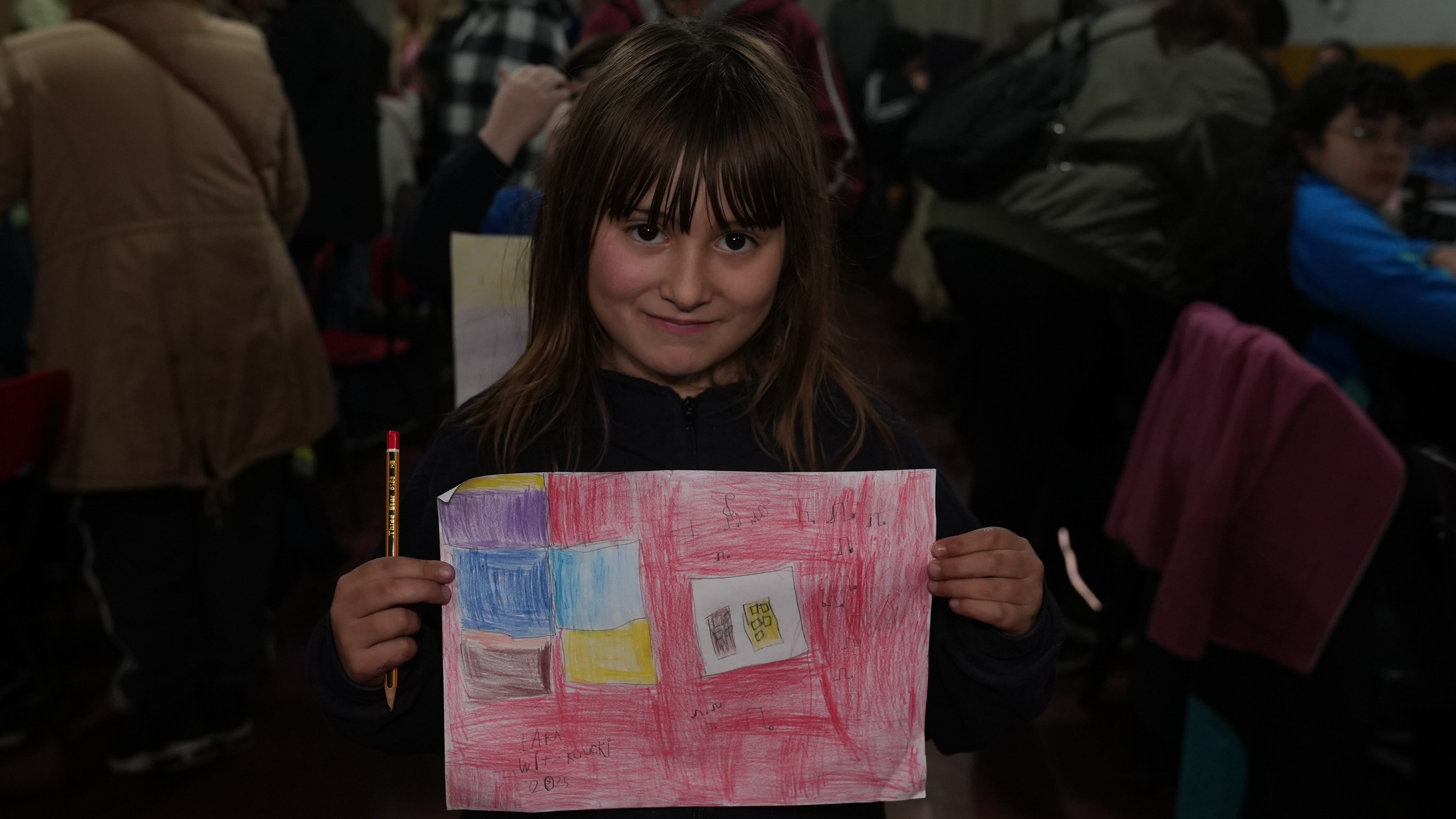 Los niños dejaron sus diseños para la bandera de cuarteto.