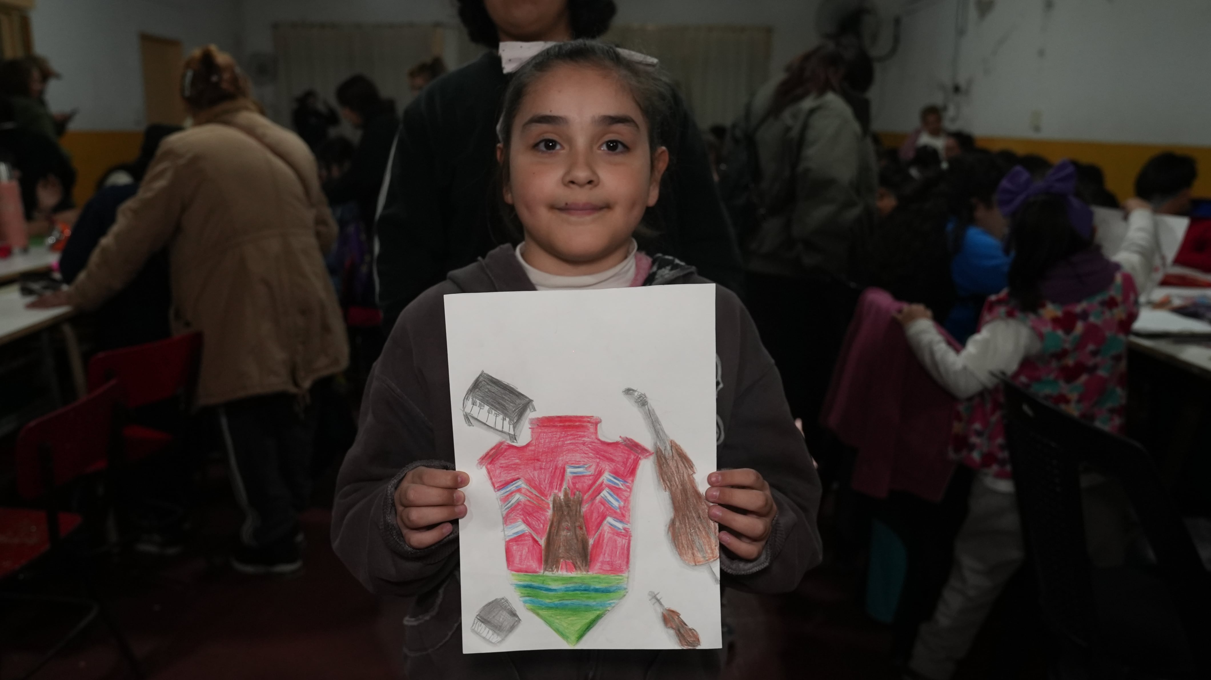 Los niños dejaron sus diseños para la bandera de cuarteto.