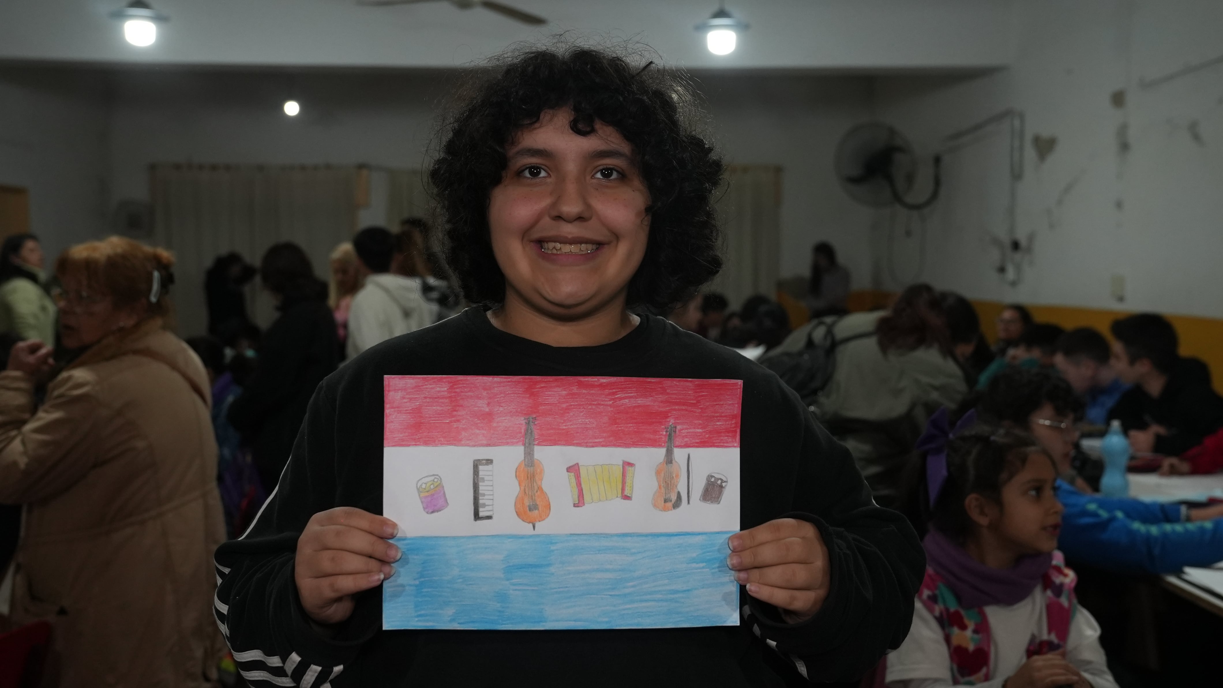 Los niños dejaron sus diseños para la bandera de cuarteto.