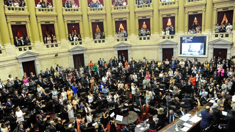 Los nueve diputados que representan a la provincia de Córdoba también juraron.