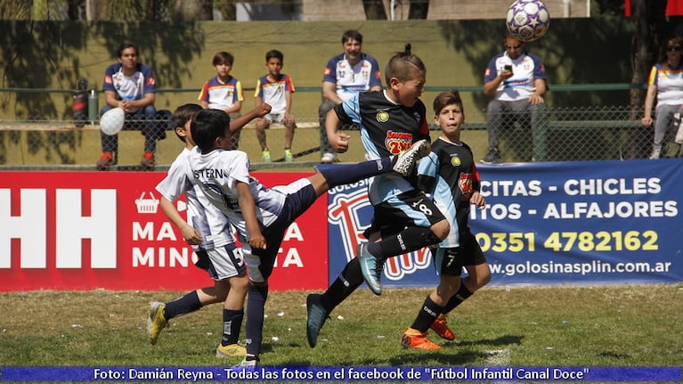Los octavos de final siguen jugándose con amistad y grandes partidos.