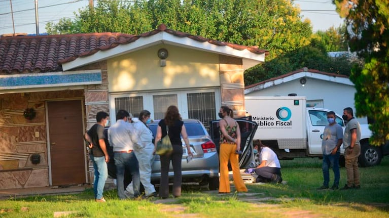 Los oficiales pudieron determinar que se trataba de una arma calibre 22. Foto: LaVoz.