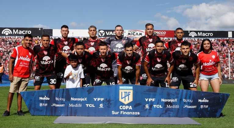 Los once elegidos por Dabove para enfrentar a Independiente.