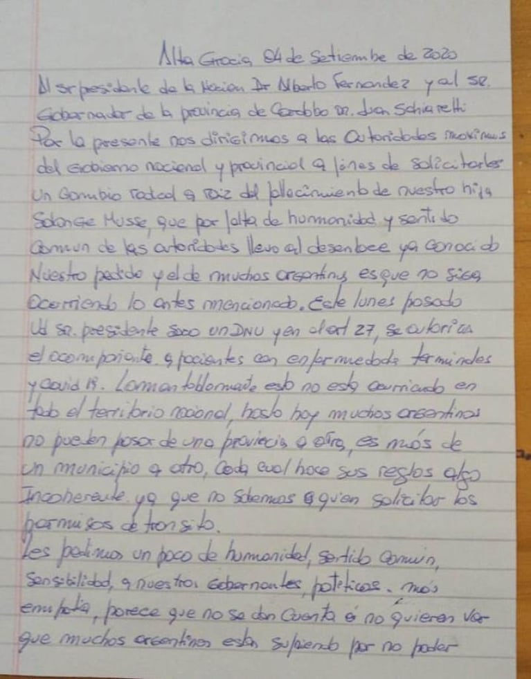 Los padres de Solange Musse les pidieron al presidente y al gobernador “un poco de humanidad”