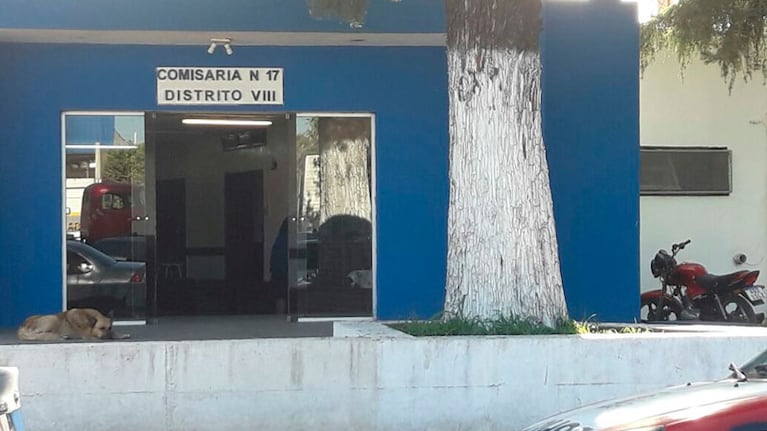 Los policías sancionados pertenecen a la Comisaría 17º.