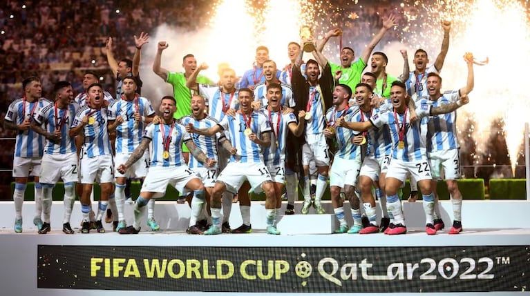 Los posteos de los campeones del mundo a tres años de la tercera estrella.