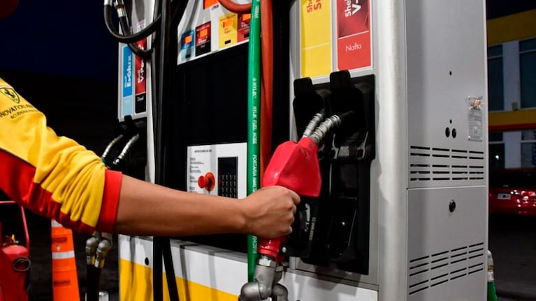 Los precios de los combustibles siguen aumentando.