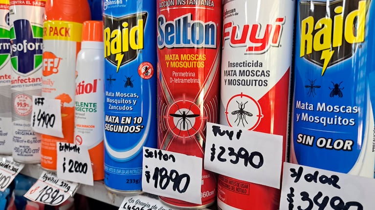 Los precios de los repelentes, por las nubes. Foto: Juan Pablo Lavisse / El Doce.