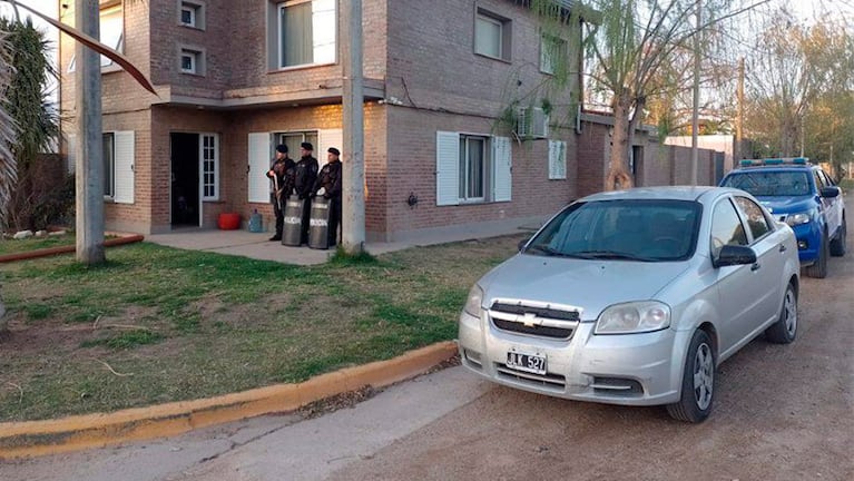 Los principales sospechosos por el crimen en Villa María siguen prófugos.