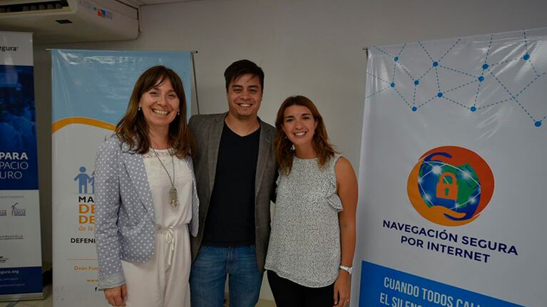 Los profesionales del programa trabajan para fortalecer lo que ellos consideran “un déficit en la formación y el manejo de las nuevas tecnologías”