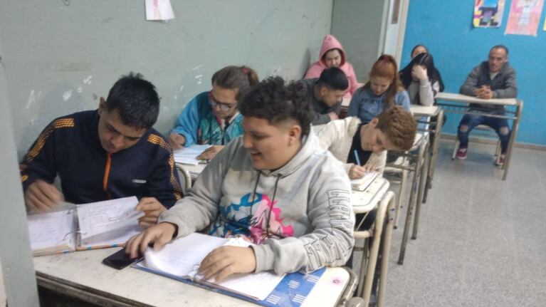 Los programas que incluyen el cuidado de hijos, claves para evitar la deserción.