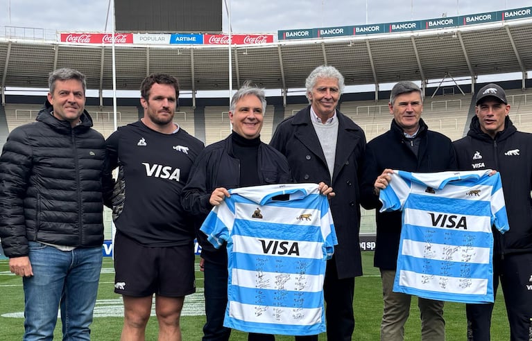 los pumas llaryora