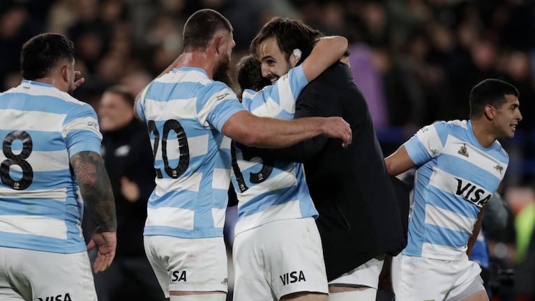 Los Pumas y un triunfazo histórico ante los All Blacks en la cancha de Vélez. REUTERS/Pedro Lazaro Fernandez
