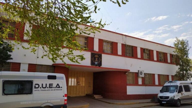 Los reclusos que se alojan allí ya repararon calles cercanas a la cárcel.