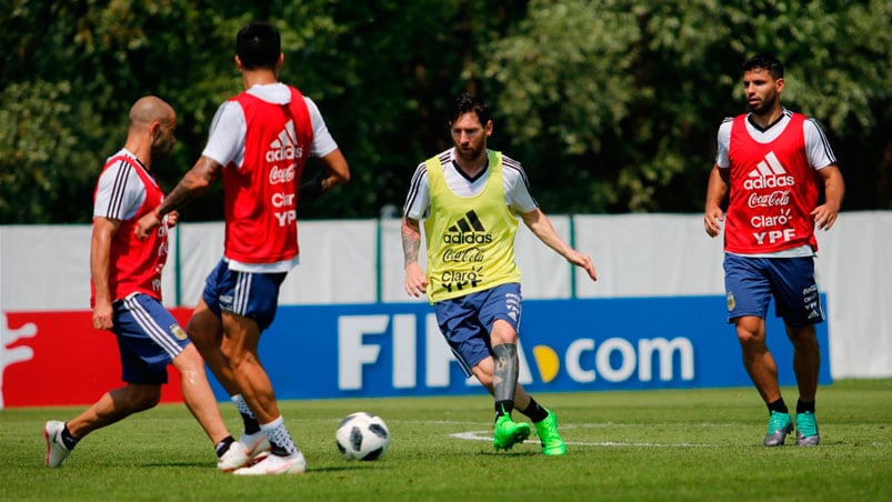 Los referentes quedaron en el centro de las versiones sobre el clima interno de la Selección.