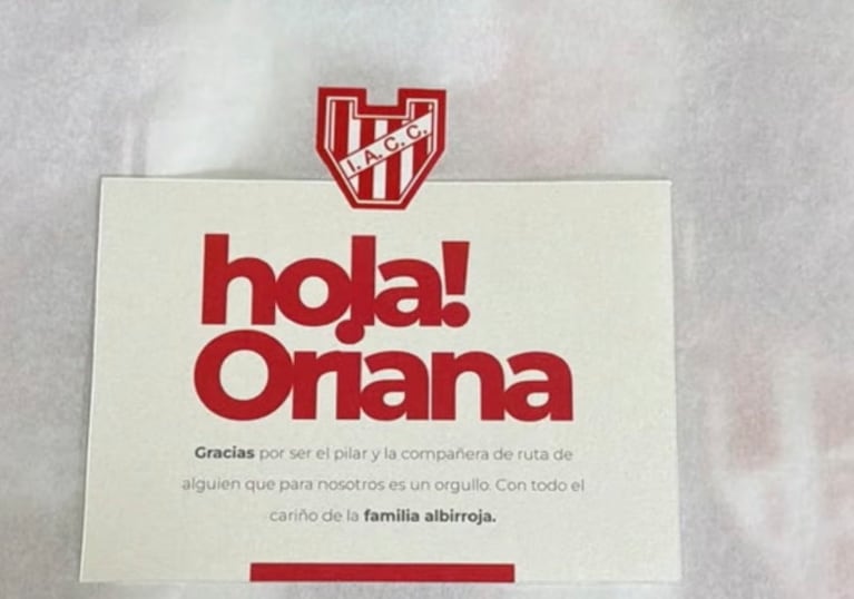 Los regalos de Instituto a Dybala y su familia.