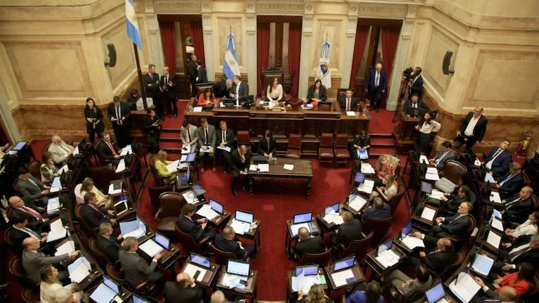 Los representantes tienen tiempo hasta la tercera semana de abril para tomar una decisión.