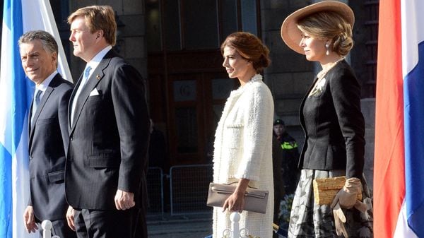 Los reyes de Holanda le dieron la bienvenida oficial a Macri y Awada.