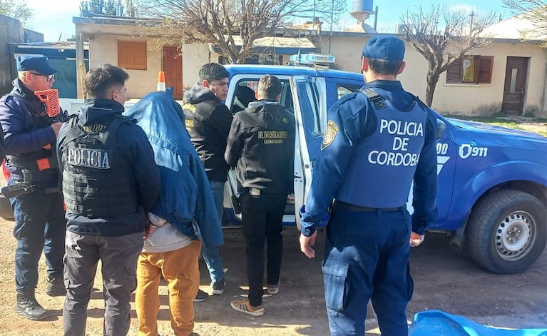 Los rosarinos fueron detenidos en General Cabrera.