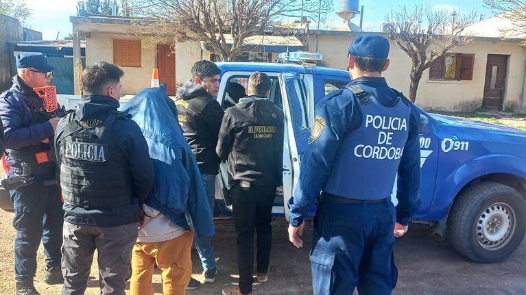 Los rosarinos fueron detenidos en General Cabrera.