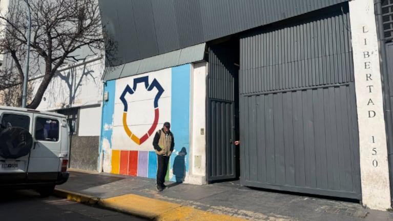 Los servidores urbanos reclaman por requisitos que les impusieron tras el femicidio de Agostina.
