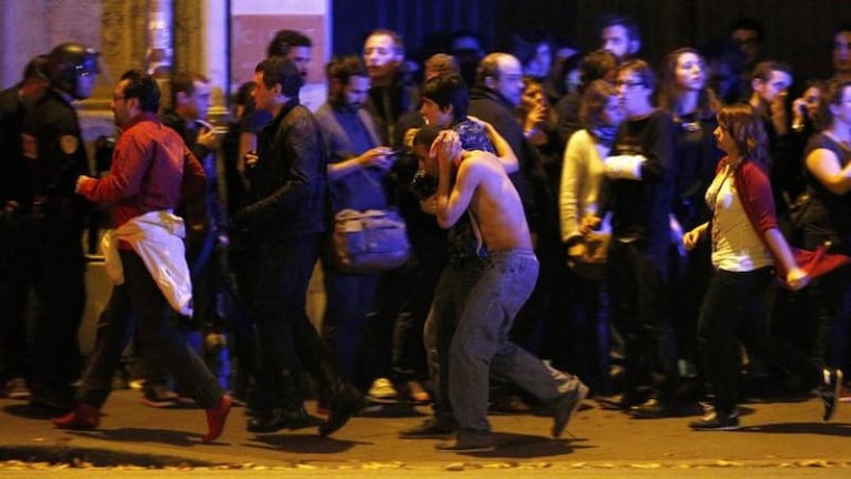 Los terroristas mataron a más 100 personas en Bataclan