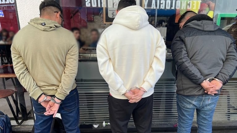 Los tres delincuentes detenidos.