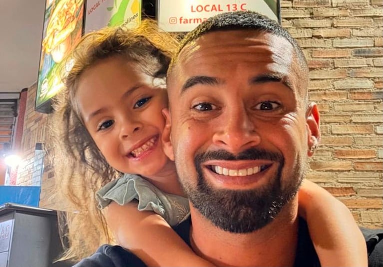 Lucas Trejo junto a su hija que este jueves cumpliría 6 años.