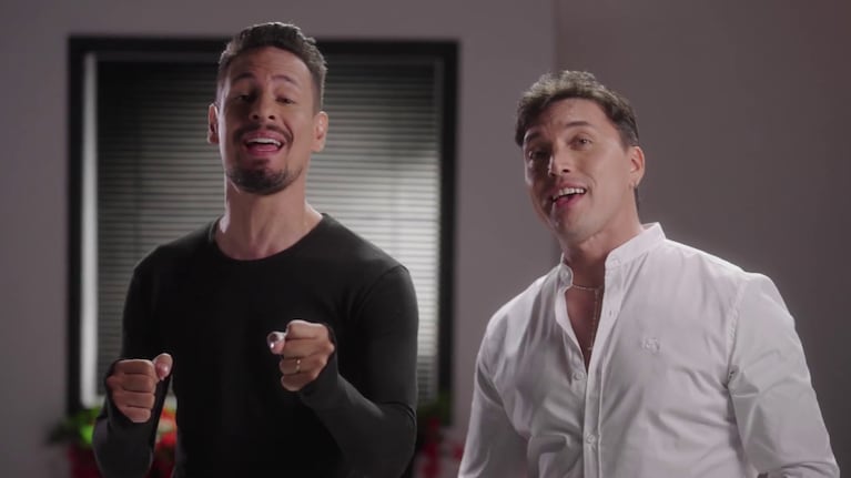 Lucho Castro y Rodrigo Tapari le cantan al amor en su último videoclip.