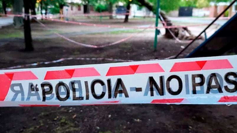 Luciano Aranda estaba jugando en la plaza cuando murió electrocutado.