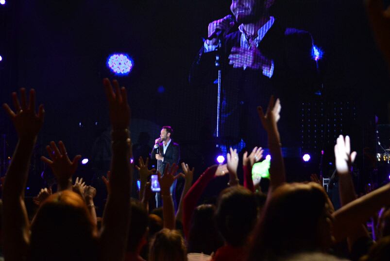 Luciano Pereyra cautivó a sus fanáticas en Jesús María. Foto: Francesco Trombetta / ElDoce.tv.