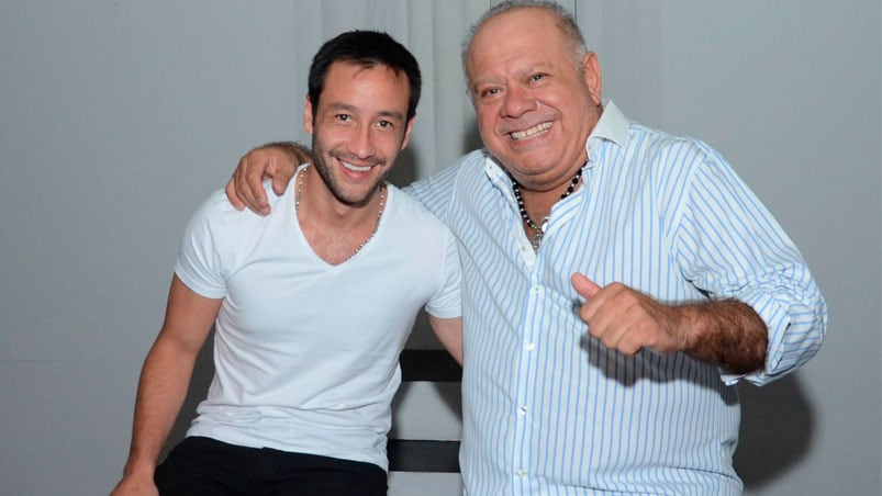 Luciano Pereyra y Cacho Buenaventura en el Teatro Bar. 