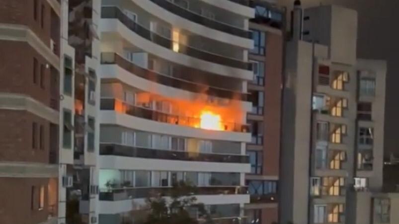 Luego de una hora, pudieron extinguir el fuego. 